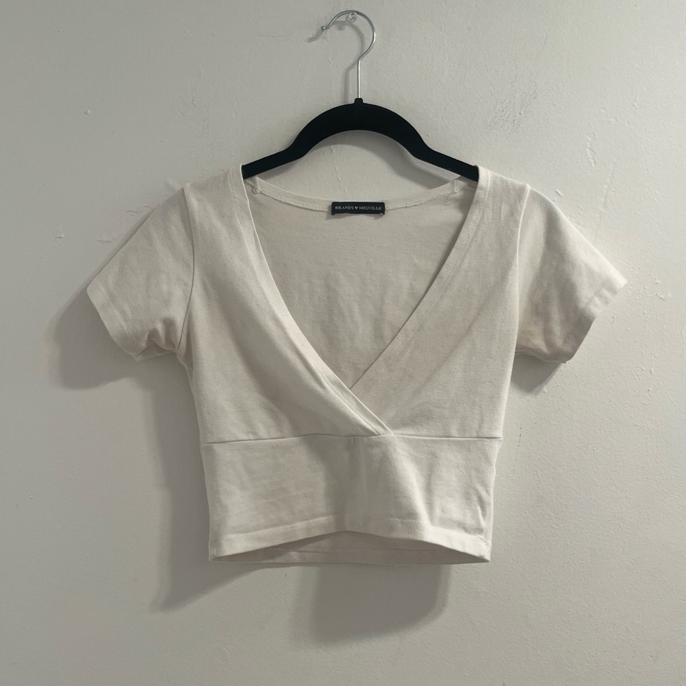 💰SOLD💰 BRANDY MELVILLE crop top